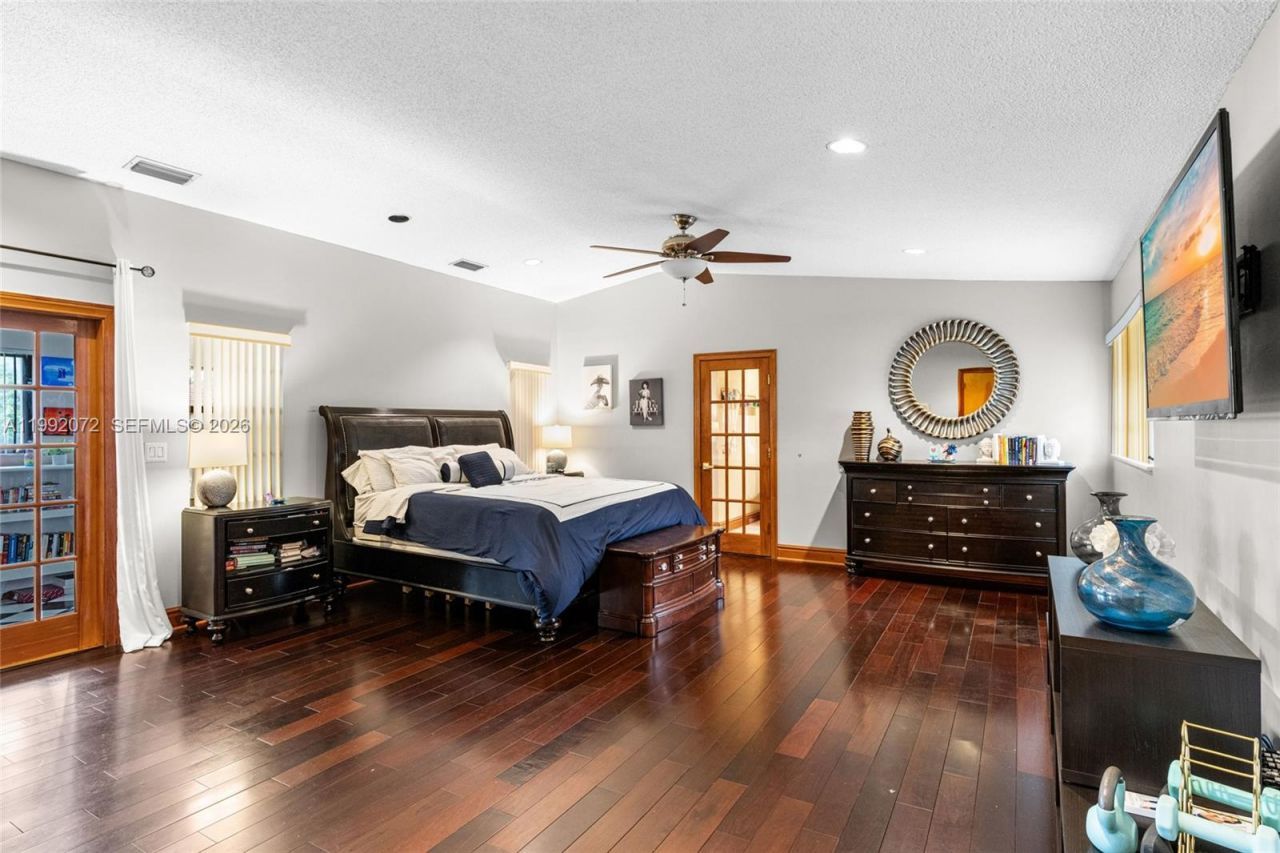 16214 NW 82nd Pl, Miami Lakes, FL 33016 Photo