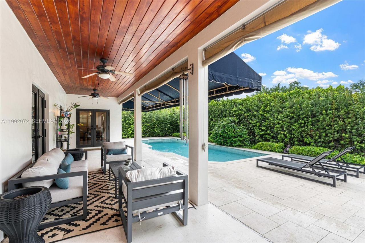 16214 NW 82nd Pl, Miami Lakes, FL 33016 Photo