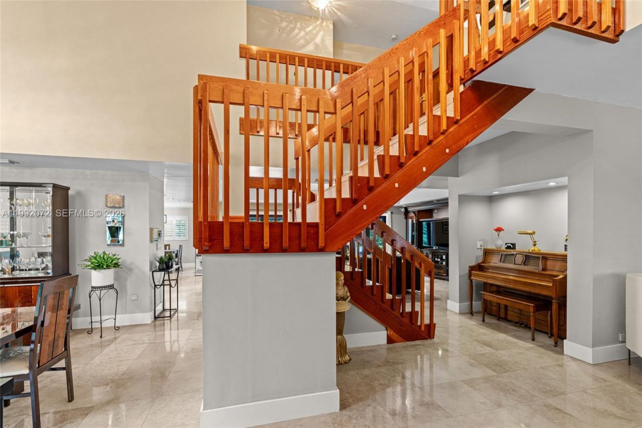 16214 NW 82nd Pl, Miami Lakes, FL 33016 Photo