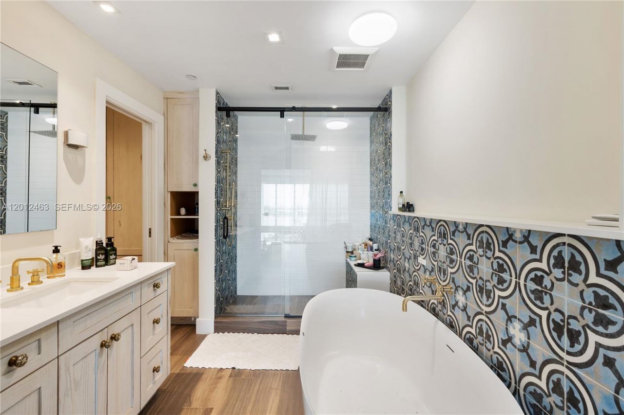 1040 Biscayne Blvd, Unit 1602, Miami, FL 33132 Photo