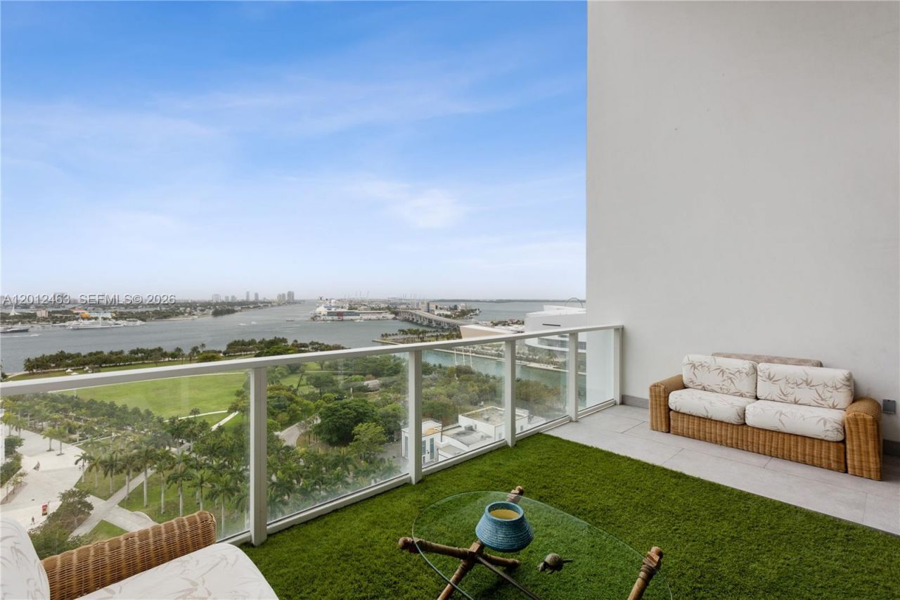 1040 Biscayne Blvd, Unit 1602, Miami, FL 33132 Photo