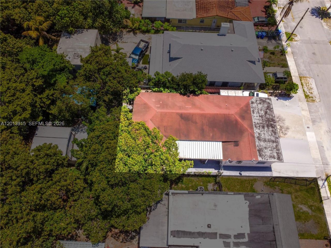 201 NW 25th Ave , Miami, FL 33125 Photo