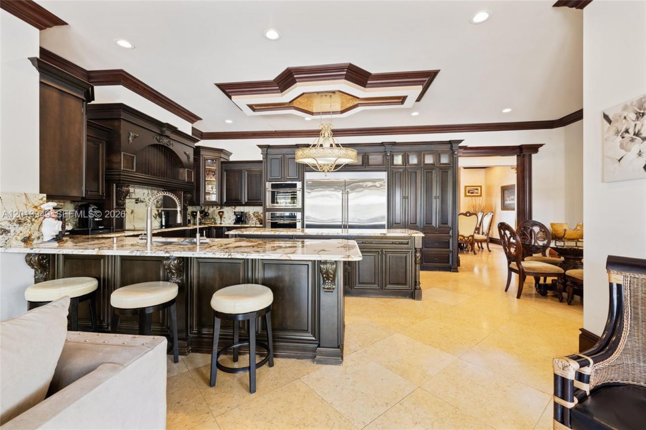 9861 NW 135th St , Hialeah Gardens, FL 33018 Photo
