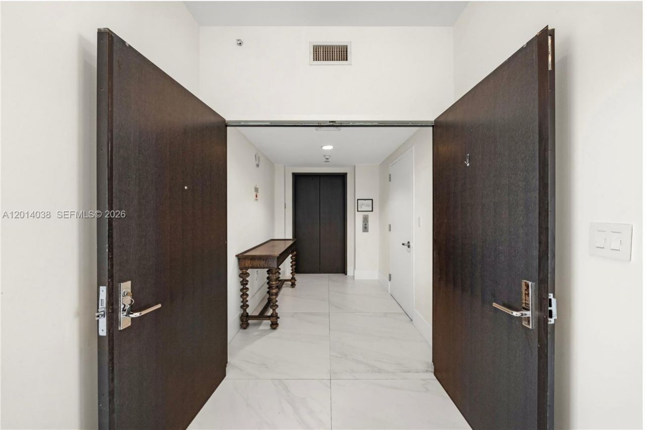 900 Biscayne Blvd, Unit 4202, Miami, FL 33132 Photo