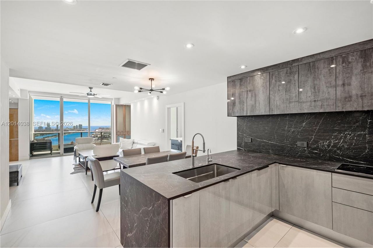 900 Biscayne Blvd, Unit 4202, Miami, FL 33132 Photo