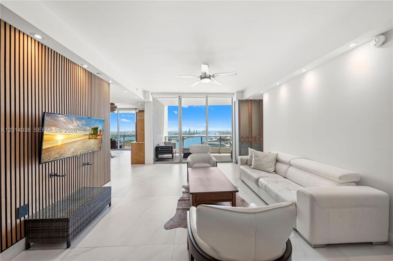 900 Biscayne Blvd, Unit 4202, Miami, FL 33132 Photo