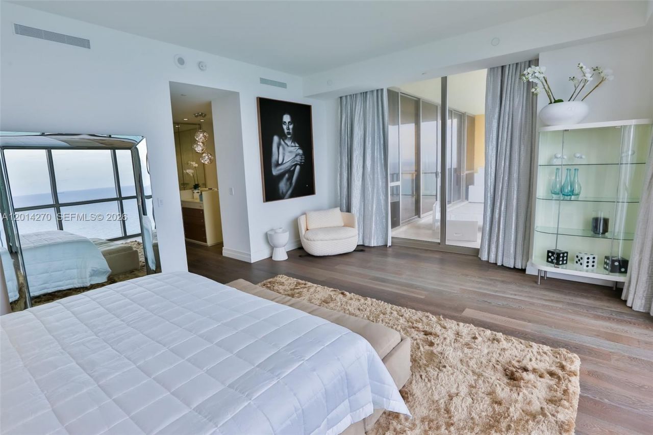 17749 Collins Ave, Unit 2801, Sunny Isles Beach, FL 33160 Photo
