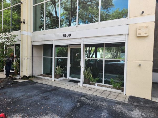 8109 NW 29th St , Unit 8109, Doral, FL 33122