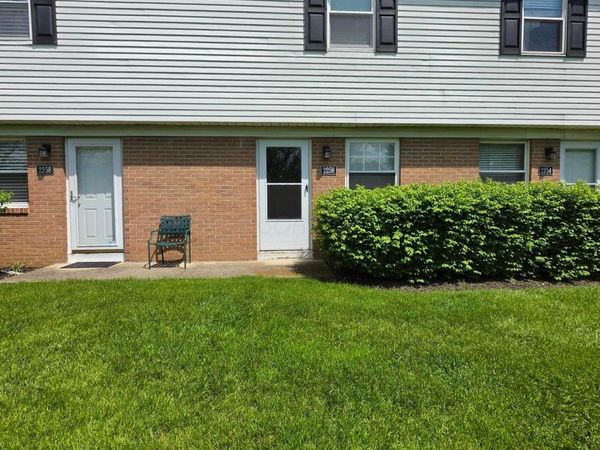 2256 Perkins Court, Unit P, Columbus, OH 43229