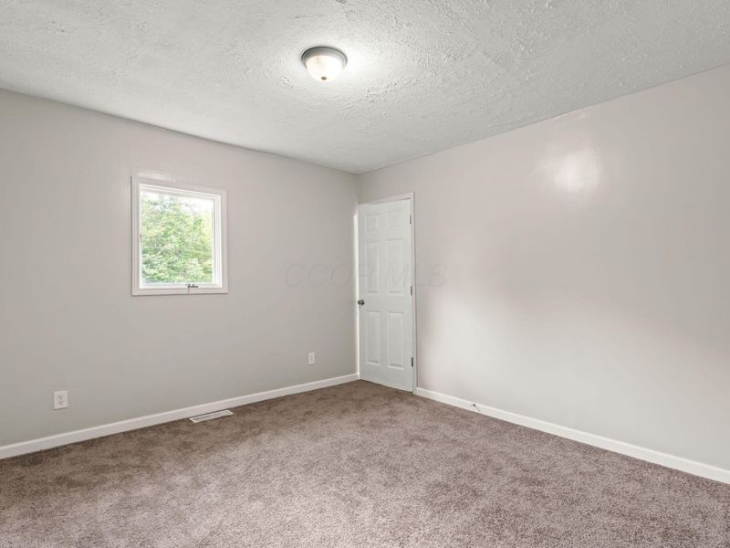9689 Stickle Road, Saint Louisville, OH 43071 Photo 27