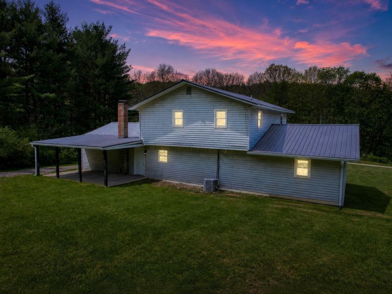 9689 Stickle Road , Saint Louisville, OH 43071 Photo 3