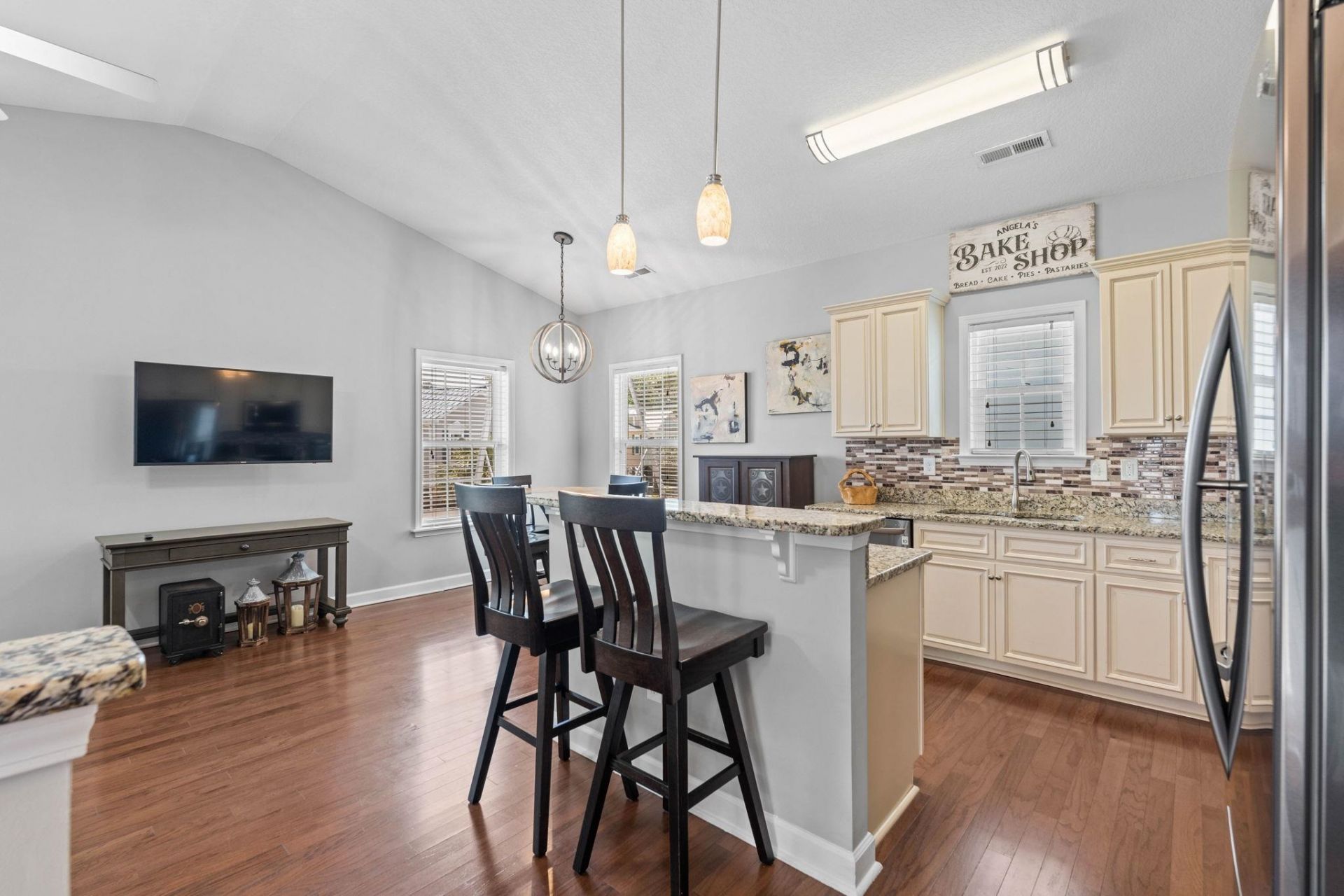 4409 Grande Harbour Blvd.  Photo 11