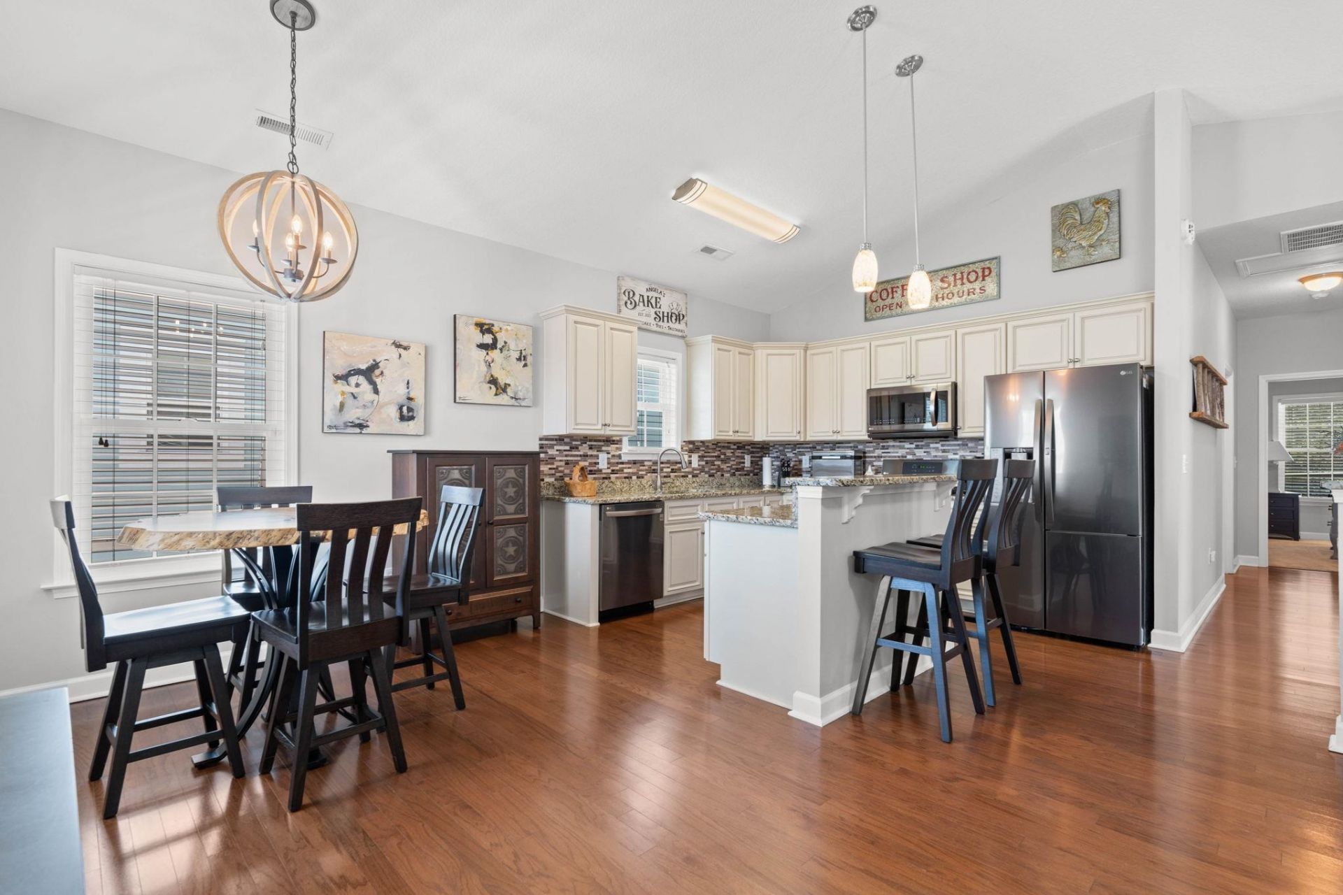 4409 Grande Harbour Blvd.  Photo 12