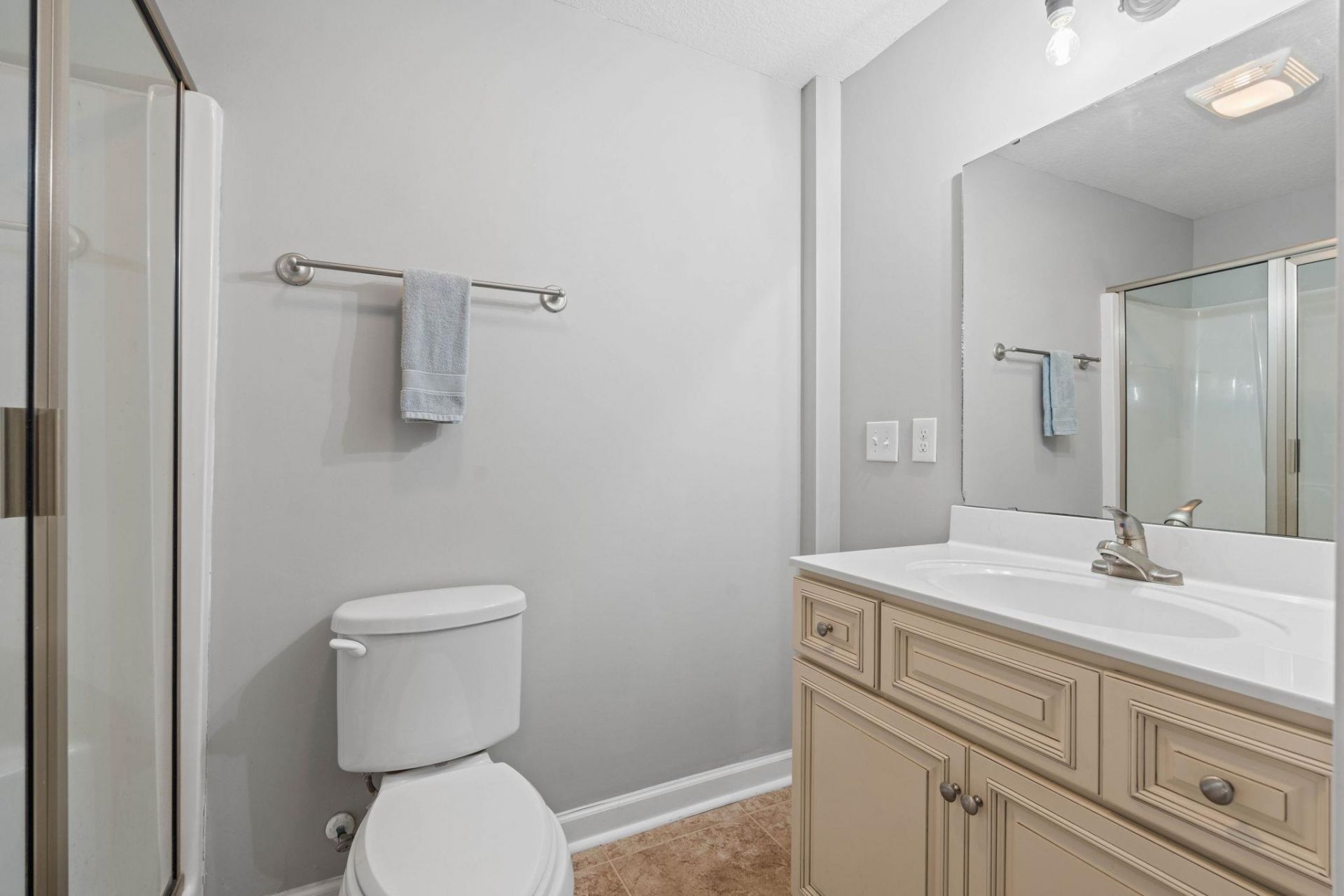4409 Grande Harbour Blvd.  Photo 22