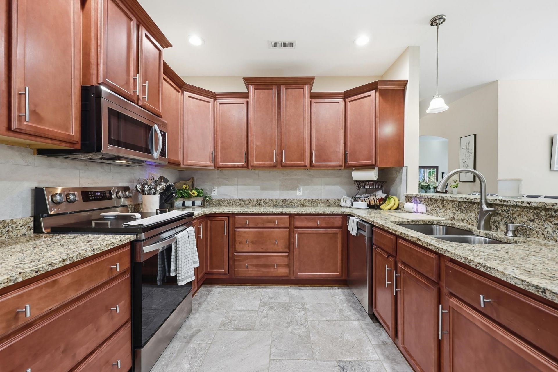 4206 Ridgewood Dr.  Photo 16