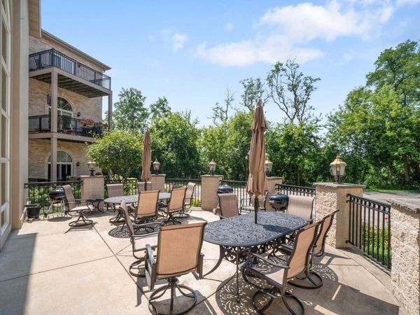 N51W34681 Wisconsin AVENUE, Unit 3116, Okauchee, WI 53069