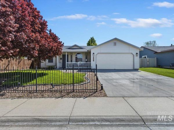 1020 Fox Brush St, Caldwell, ID 83607