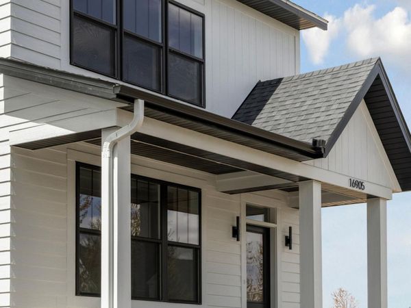 16905 Draft Horse Boulevard, Lakeville, MN 55044