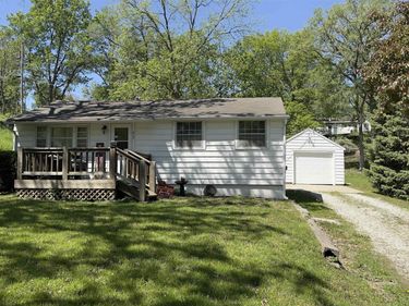 615 Main Street , Louisville, NE 68037