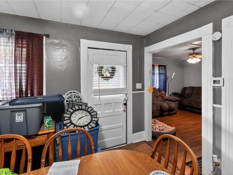402 Vine Street, Ashland, OH 44805 Photo 8