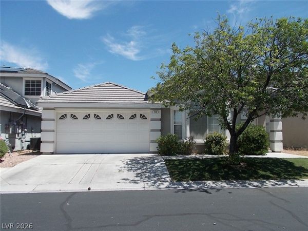 112 Golf Course Street , Las Vegas, NV 89145