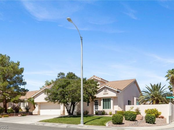 1944 Falcons Lair Lane, Henderson, NV 89012