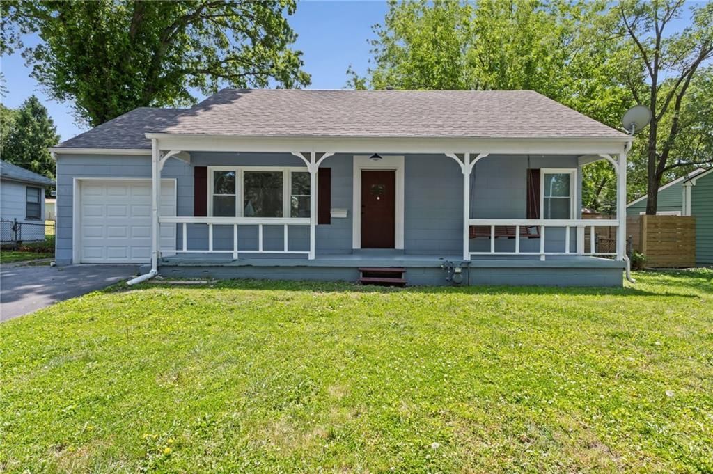 3605 52nd Terrace, Kansas City, MO 64119 Main Photo