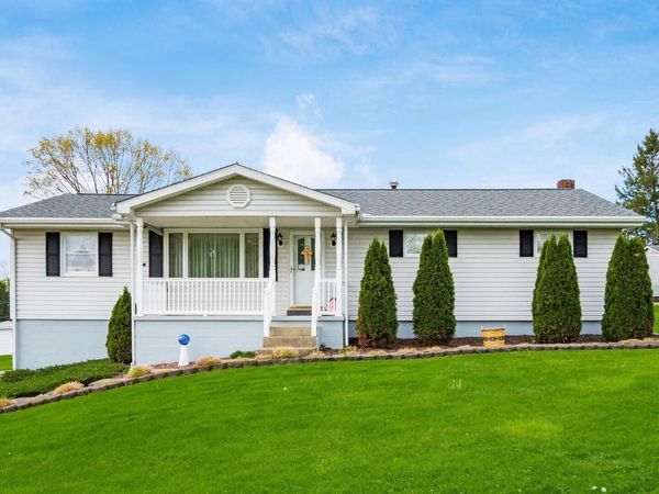 118 S Willow Drive , Zanesville, OH 43701