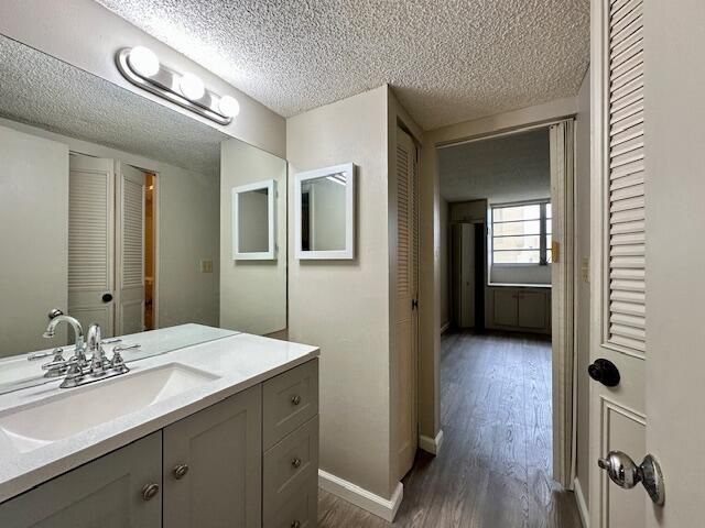 6020 NW 64th Avenue, Unit 207, Tamarac, FL 33319 Photo