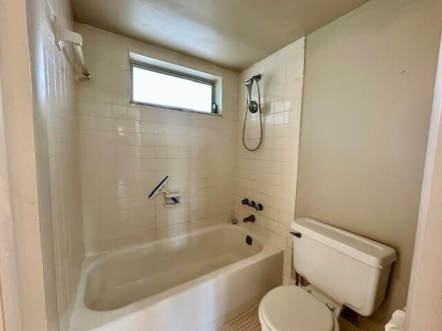 6020 NW 64th Avenue, Unit 207, Tamarac, FL 33319 Photo