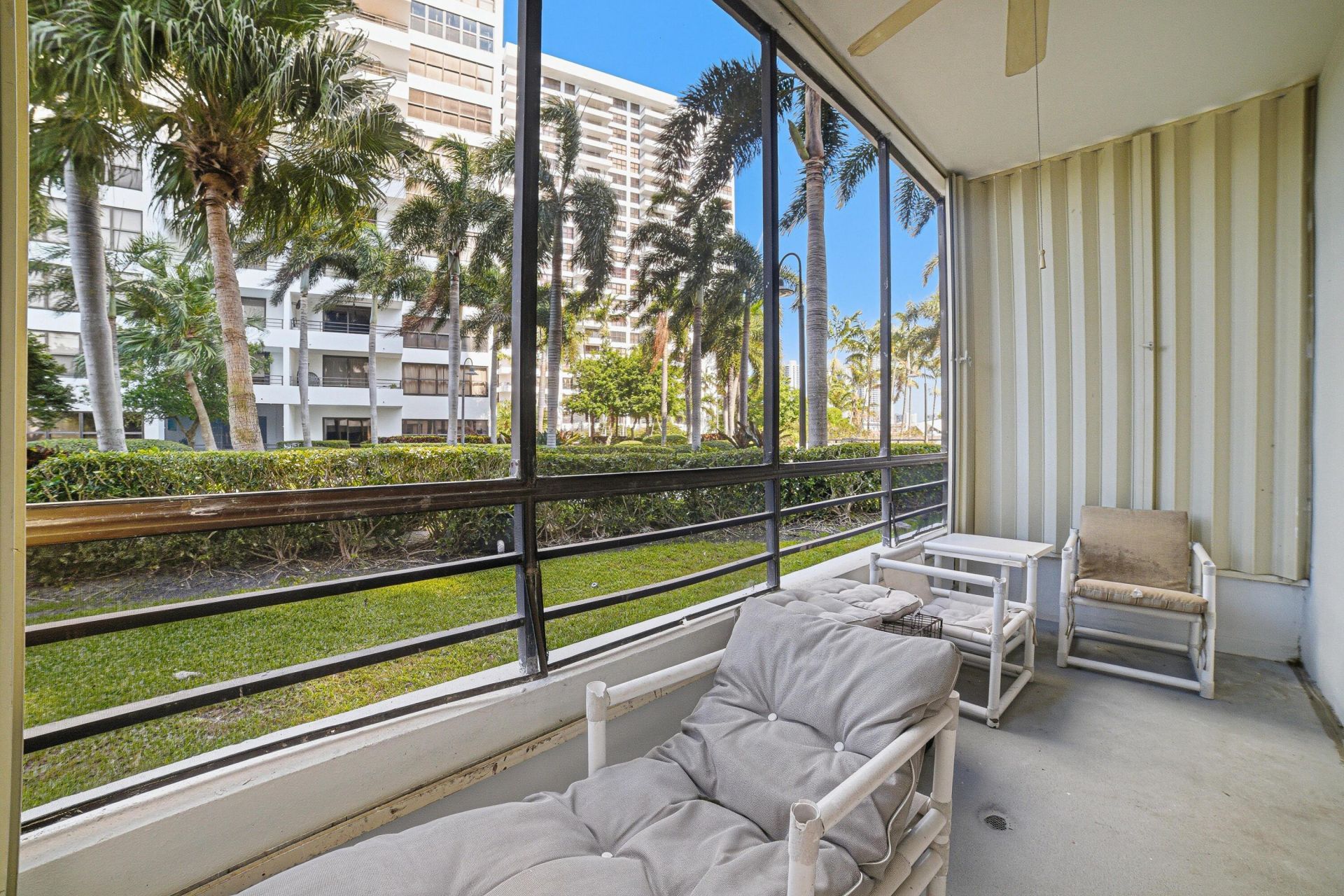 600 Three Islands Boulevard, Unit 121, Hallandale Beach, FL 33009 Photo