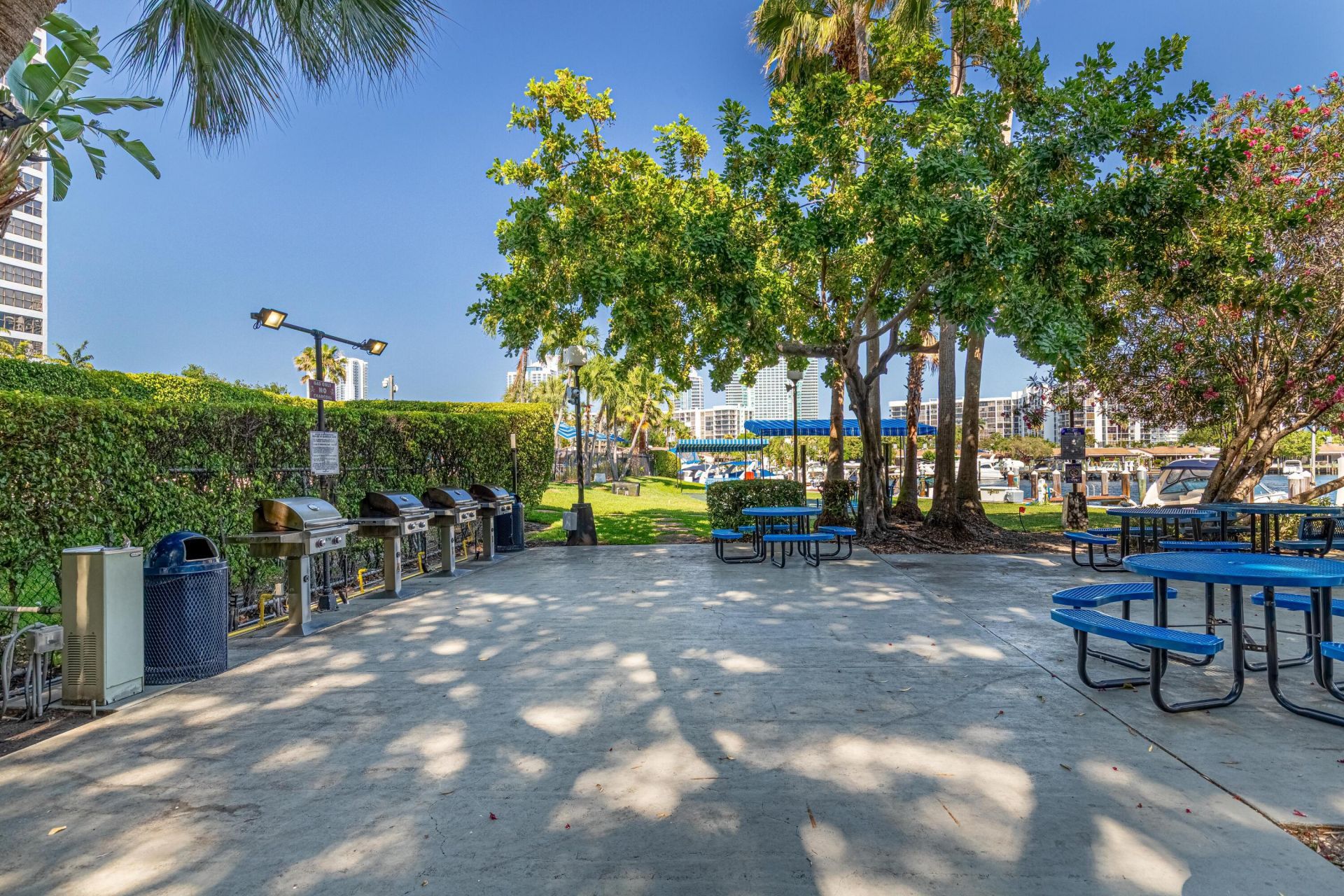 600 Three Islands Boulevard, Unit 121, Hallandale Beach, FL 33009 Photo