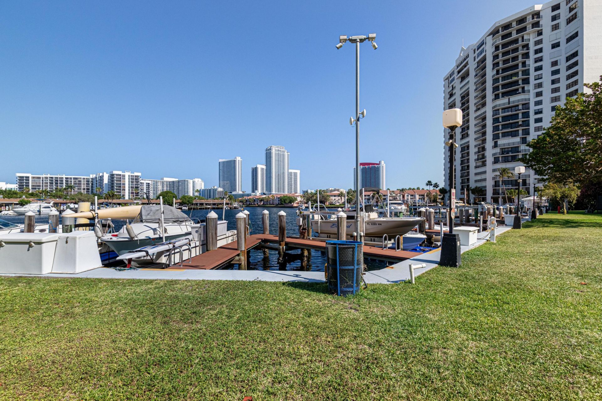 600 Three Islands Boulevard, Unit 121, Hallandale Beach, FL 33009 Photo