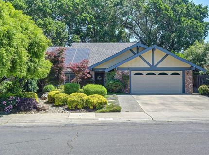 7671 Greenhaven Dr, Sacramento, CA 95831 Photo