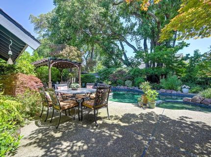 7671 Greenhaven Dr, Sacramento, CA 95831 Photo
