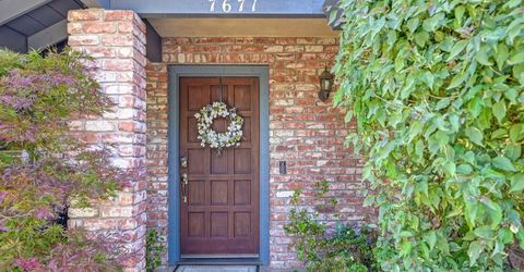 7671 Greenhaven Dr, Sacramento, CA 95831 Photo