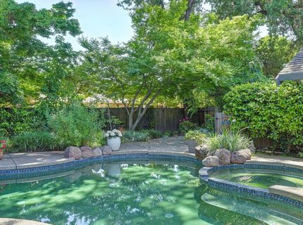 7671 Greenhaven Dr, Sacramento, CA 95831 Photo