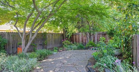 7671 Greenhaven Dr, Sacramento, CA 95831 Photo