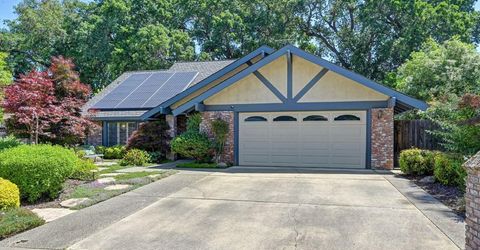 7671 Greenhaven Dr, Sacramento, CA 95831 Photo