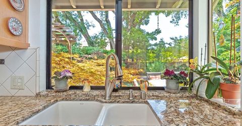 7671 Greenhaven Dr, Sacramento, CA 95831 Photo