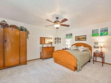 7671 Greenhaven Dr, Sacramento, CA 95831 Photo