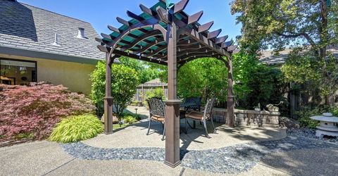 7671 Greenhaven Dr, Sacramento, CA 95831 Photo