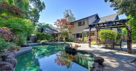 7671 Greenhaven Dr, Sacramento, CA 95831 Photo
