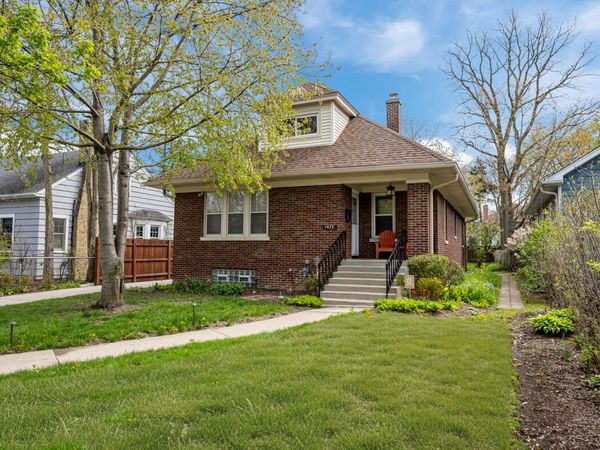 1433 GLENCOE Avenue , Highland Park, IL 60035