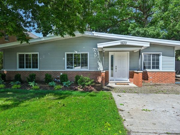 1420 Magnolia Street , Glenview, IL 60025