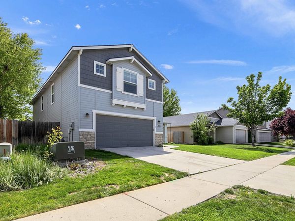 243 W White Sands Dr, Meridian, ID 83646