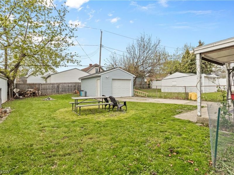 3706 Archmere Avenue, Cleveland, OH 44109 Photo 17
