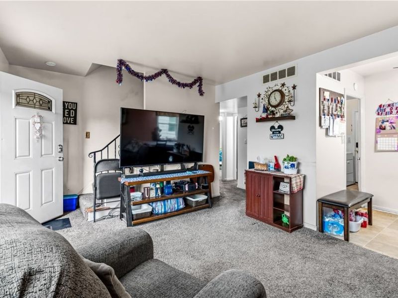3706 Archmere Avenue, Cleveland, OH 44109 Photo 2