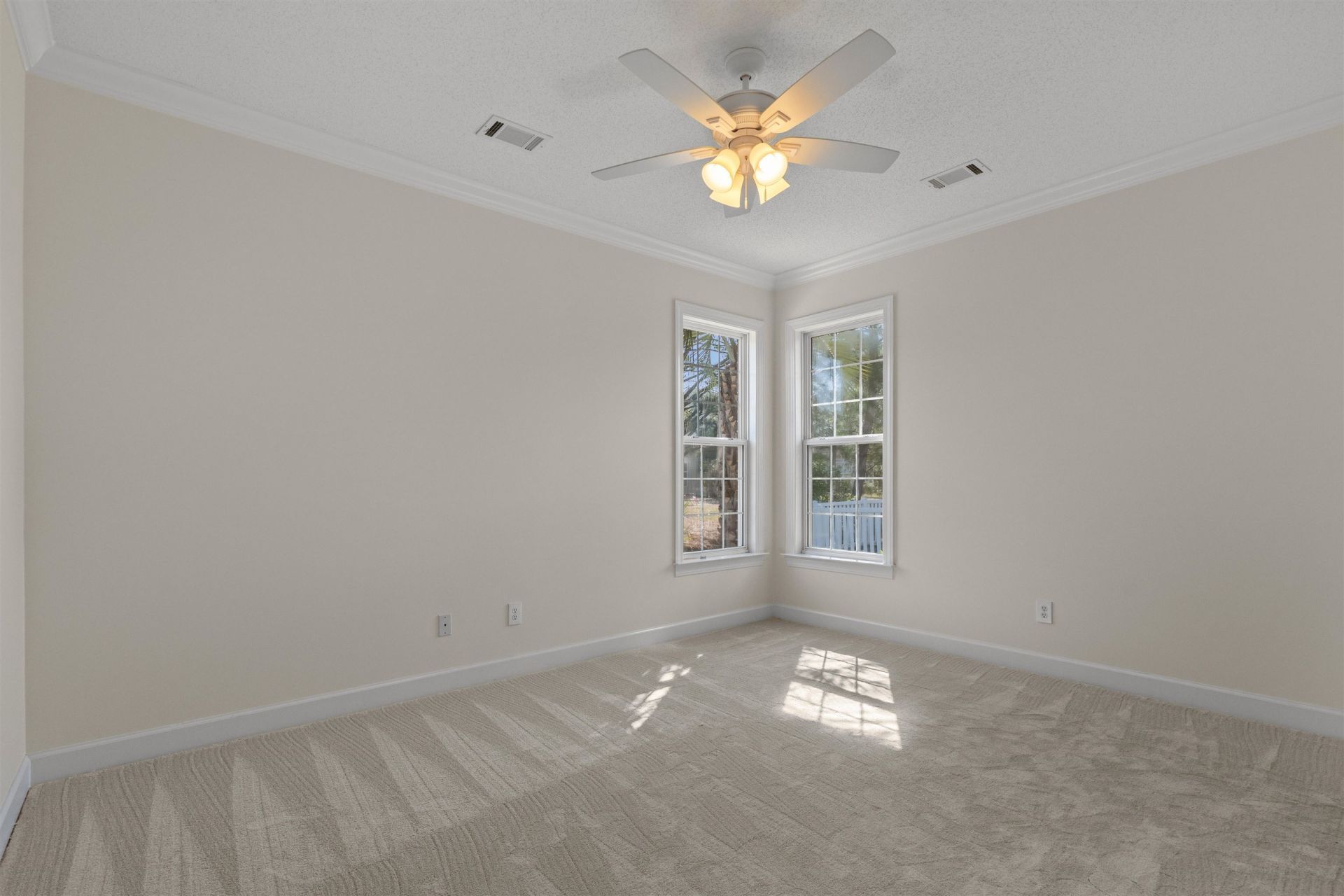 457 Spring Lake Dr.  Photo 27