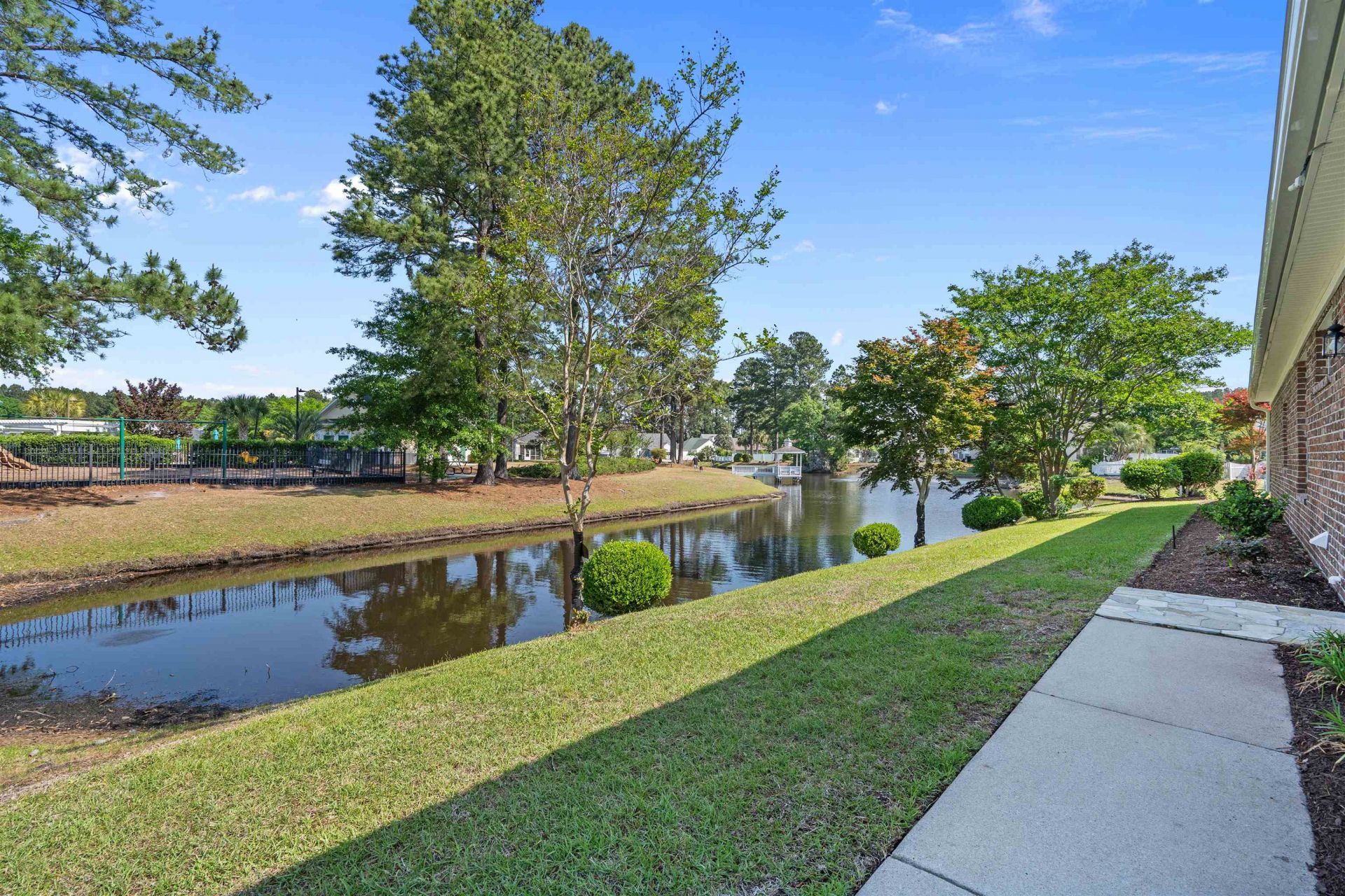 457 Spring Lake Dr.  Photo 38